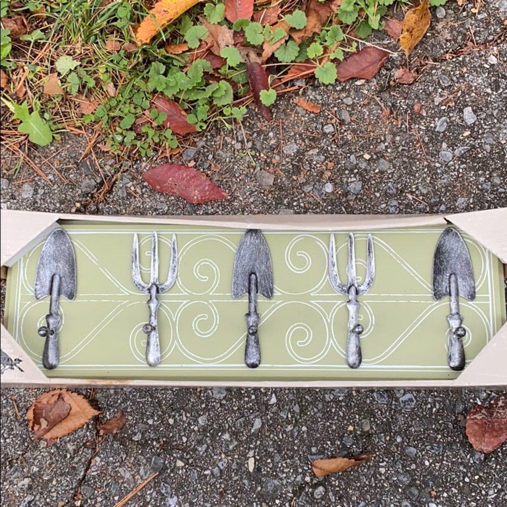 Key hooks wall decor key holder garden